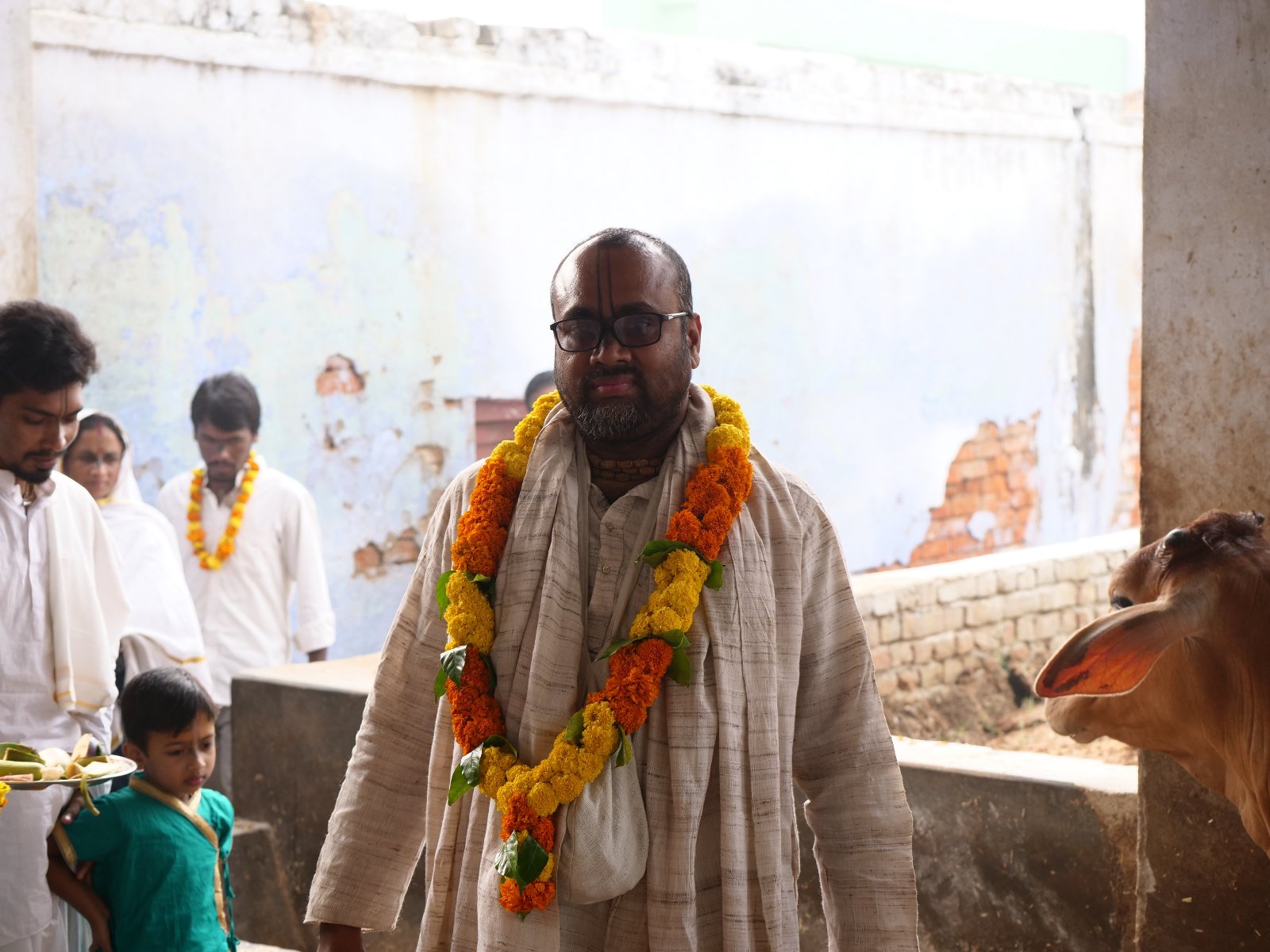  107 Gopashtami Radha kunda Govardhan 19.11.04